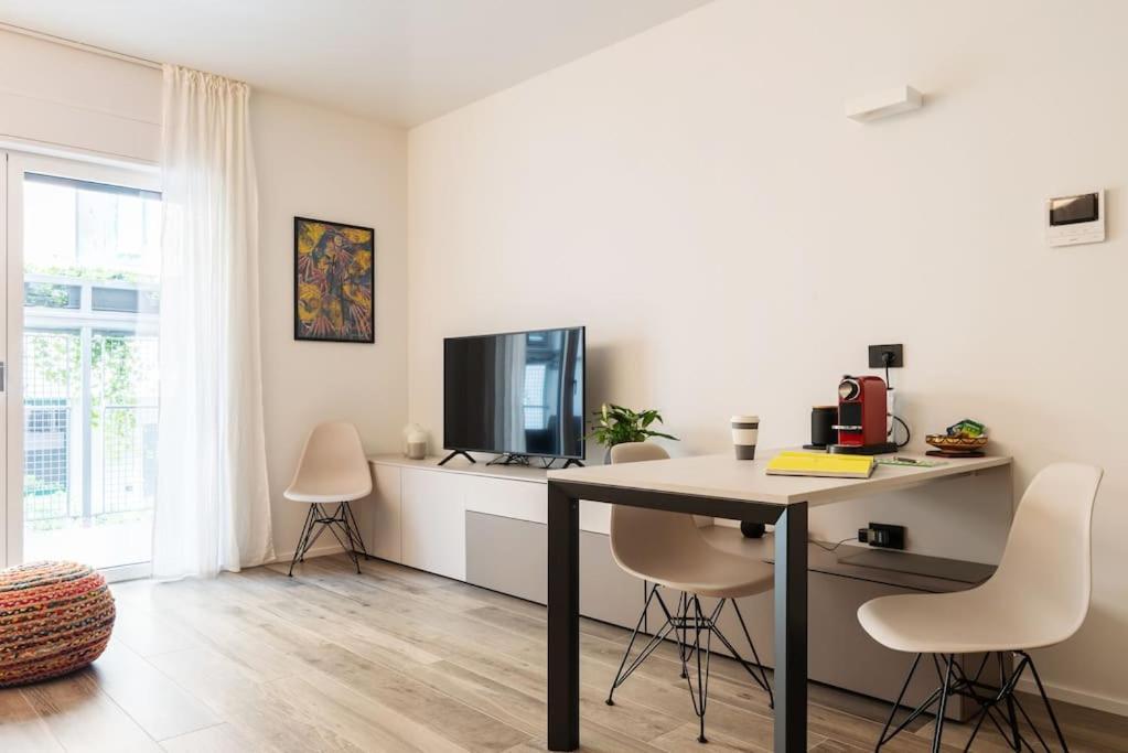 Emotichome 7 Flexyrent Milano